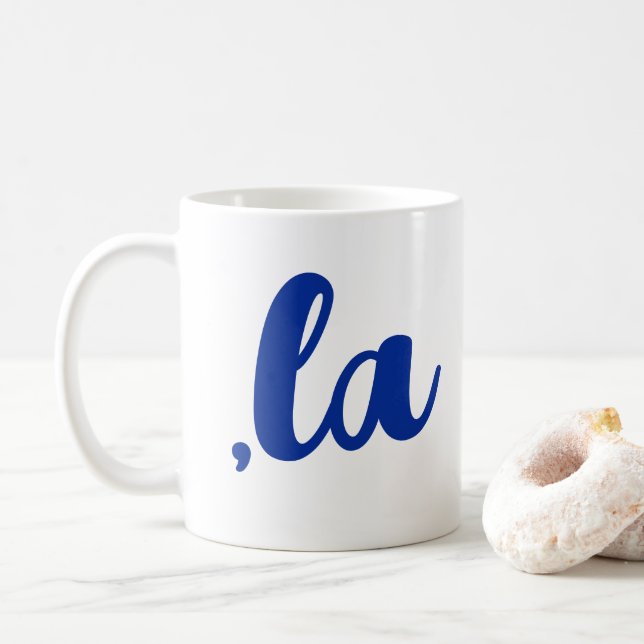 Taza De Café ,la Kamala coma pronuncia texto azul (Con donut)
