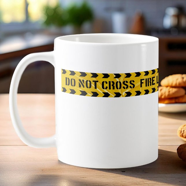 Taza De Café La línea de fuego no cruza las rayas amarillas ni  (Subido por el creador)