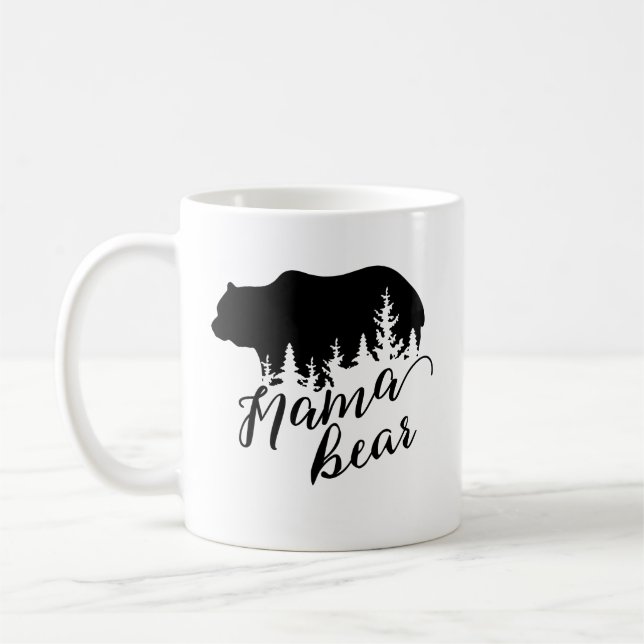 Taza De Café La mamá negra rústica oso y árboles verdes (Izquierda)