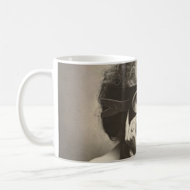 Taza De Café La misteriosa dama con mascota Countess Castiglion (Izquierda)
