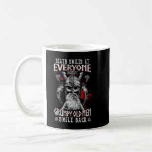 Taza De Café La muerte sonríe a todos los hombres gruñones anci