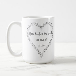 Taza De Café La música toca la cita Inspiradora del corazón