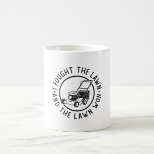 Taza De Café La Ocupación De Césped Luché Contra El Césped Y El