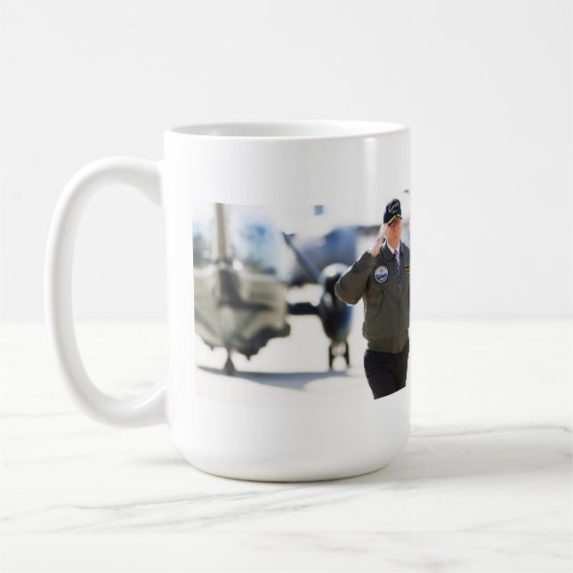 Taza De Café La paz mediante la fuerza (Izquierda)