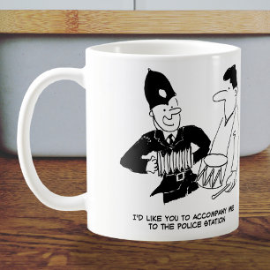 Taza De Café La policía quiere que el hombre lo acompañe
