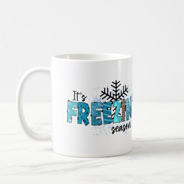 Taza De Café La temporada de Freezin personalizada (Izquierda)
