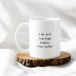 Taza De Café La vida del profesor comienza después del café<br><div class="desc">**Presentamos nuestro blog "Life and Teaching Begin After Coffee" Mug: Energiza al educador en ti** Energiza tu viaje de enseñanza con un toque de inspiración! Nuestra taza "La vida y la enseñanza empieza después del café" está diseñada para empezar tu día con entusiasmo y pasión. Presentando la motivadora cita, "La...</div>