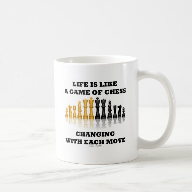 Taza De Café La vida es como un juego del ajedrez (la actitud (Derecha)
