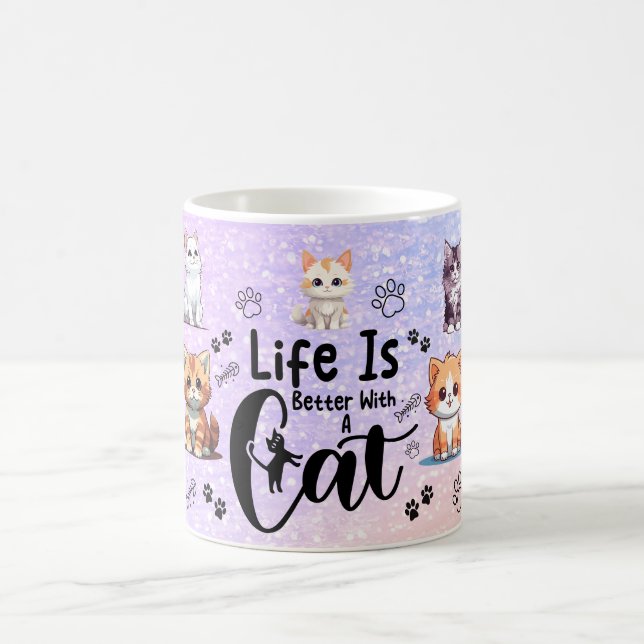 Taza De Café la vida es mejor con gatos (Centro)