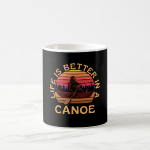 Taza De Café La Vida Es Mejor En Un Retro De Pie Grande De Cano