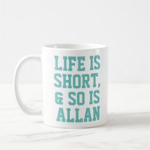 Taza De Café La vida personalizada es una breve cita de humor