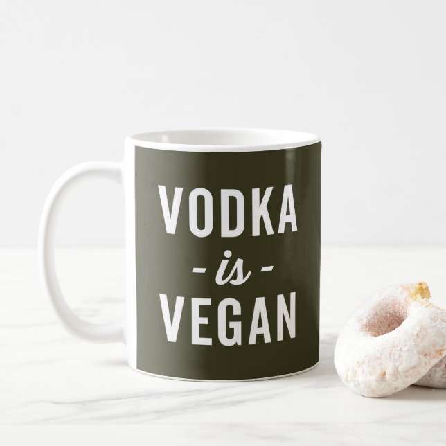 Taza De Café La vodka es cita divertida del vegano (Con donut)