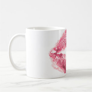 Taza De Café labios rosados realistas, beso aislado