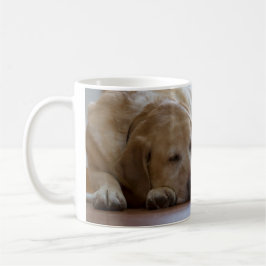 Taza De Café Labrador retriever amarillo soñoliento