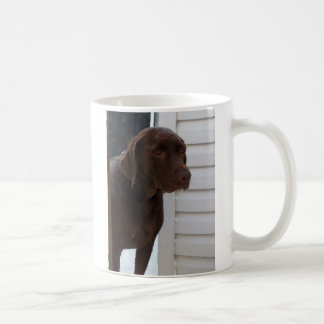 Taza De Café Labrador retriever del chocolate