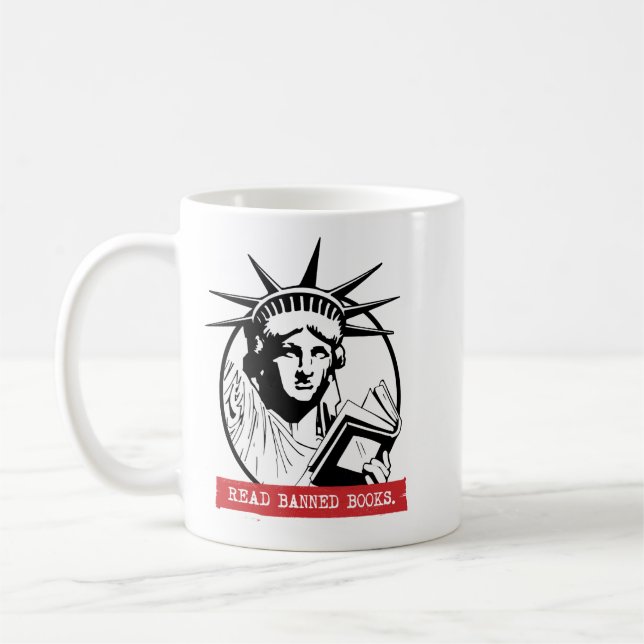 Taza De Café Lady Liberty lee libros prohibidos (Izquierda)