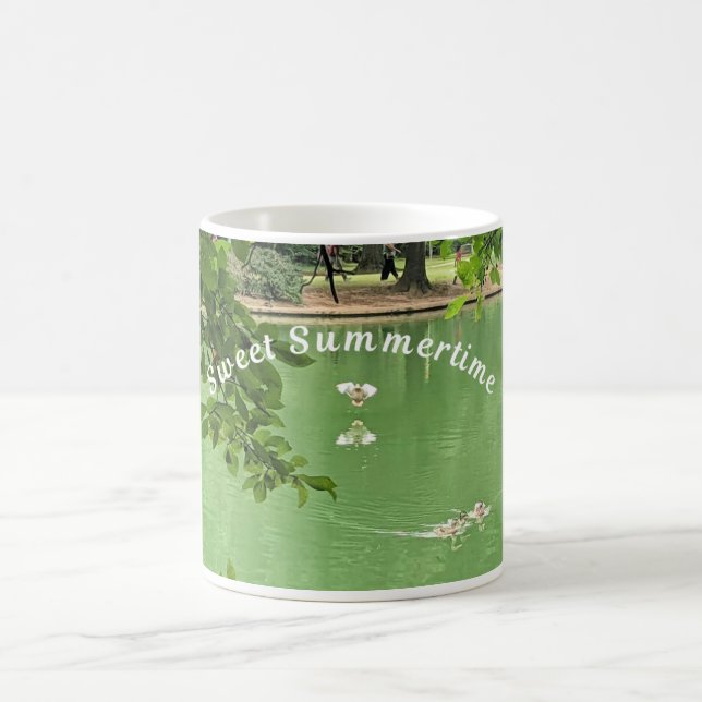 Taza De Café Lago de verano y patos (Centro)