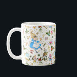 Taza De Café Las aventuras de Alicia en el nombre de un Purpuri<br><div class="desc">Las aventuras de Alicia en el País de las Maravillas,  caprichosas y mágicas,  mezclan el diseño de patrones de medios con falsos elementos purpurinas con Alicia voladora,  Conejo Blanco,  artículos de fiesta de té y más,  con un nombre de personalizable en el guión caprichoso para un regalo personalizado.</div>