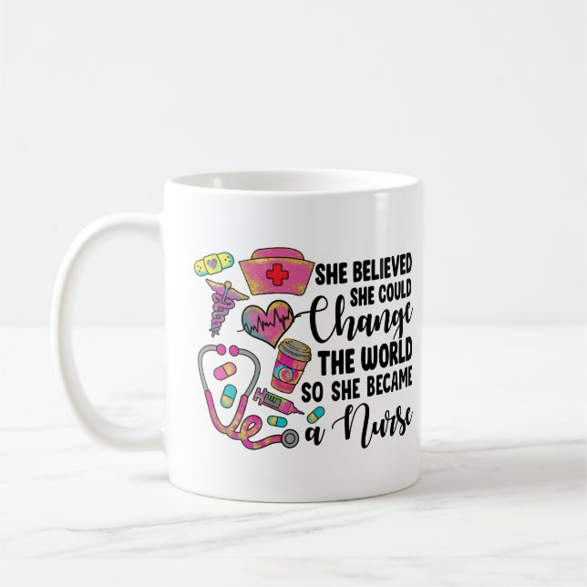 Taza De Café Las enfermeras cambian el mundo (Izquierda)