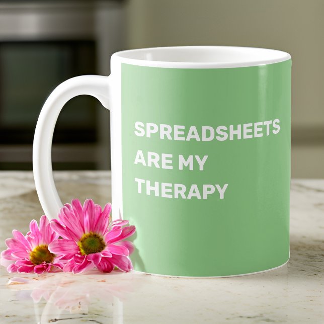 Taza De Café Las hojas de cálculo son mi terapia - Verde sabio (Subido por el creador)