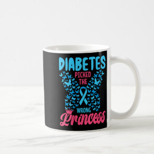Taza De Café Las mujeres con diabetes cogieron el cuello V de l