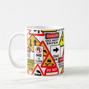 Taza De Café Las señales de tráfico asaltan - elija el estilo