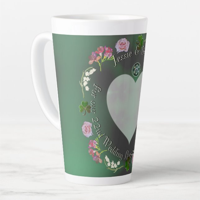 Taza De Café Latte 22.º Aniversario del Boda Floral (Ángulo izquierdo)