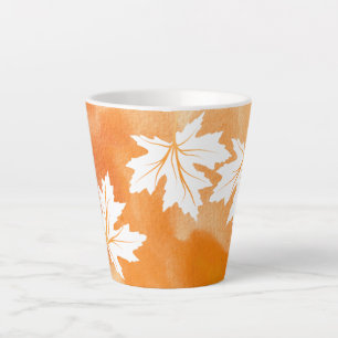 Taza De Café Latte acuarela naranja moderna y hojas de arce blanco