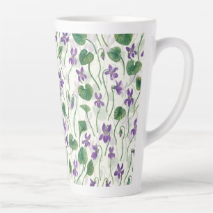 Taza De Café Latte Acuarelas de violetas sobre blanco apagado