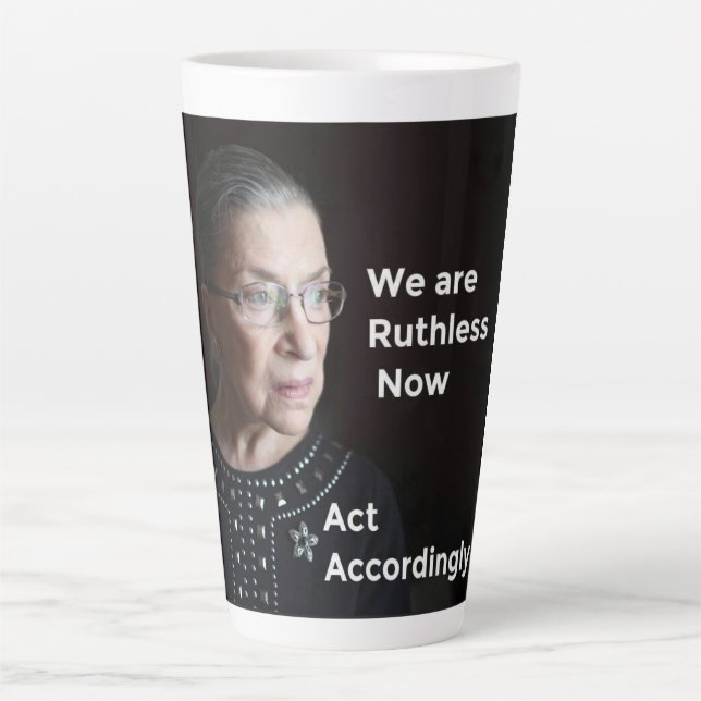 Taza De Café Latte Ahora somos implacables (sin Ruth). Actúa en conse (Anverso)
