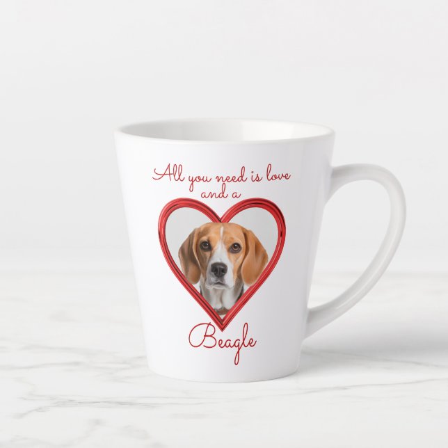 Taza De Café Latte Amor y un Beagle (Derecha)