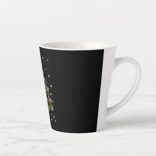 Taza De Café Latte Árbol elefante de Navidad cubierto por linterna
