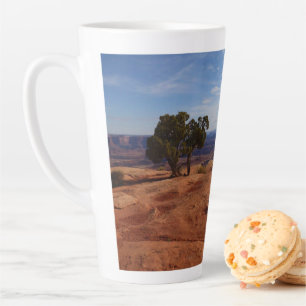 Taza De Café Latte Árbol fuera de Red Rocks I en Canyonlands