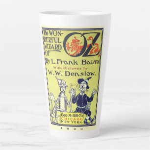 Taza De Café Latte Arte de la portada de un antiguo libro de El mago 