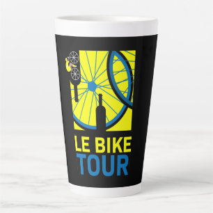 Taza De Café Latte Arte de turismo en bicicleta