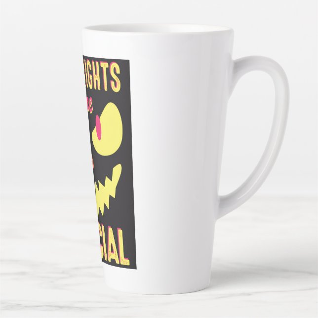 Taza De Café Latte Aterradora diversión llena de halloween (Derecha)