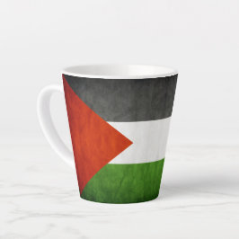 Taza De Café Latte Bandera Palestina ondulada y destruida