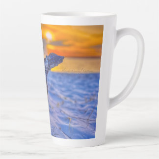 Taza De Café Latte Barco de la playa