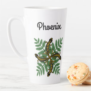 Taza De Café Latte Bosque de salamandras y hojas de helecho Nombre pe
