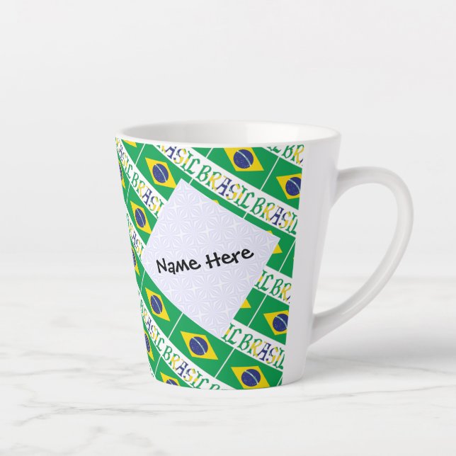 Taza De Café Latte Brasil y la bandera brasileña con azulejos persona (Derecha)