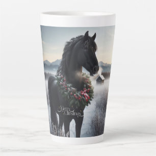 Taza De Café Latte Caballo negro en la nieve con corona de Navidades