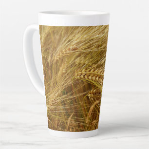 Taza De Café Latte Campo de trigo. ¡Es el momento de la cosecha!