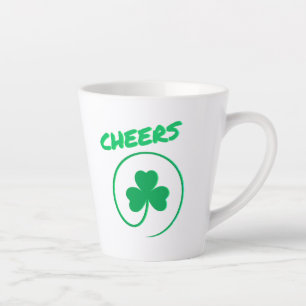 Taza De Café Latte Cheque el Día de los Santos Patrones Verdes de Sha