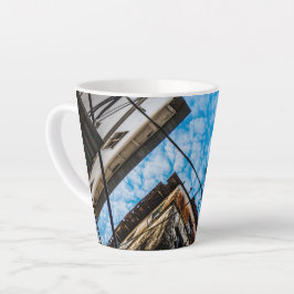 Taza De Café Latte Cielo sobre Stonetown, Zanzíbar