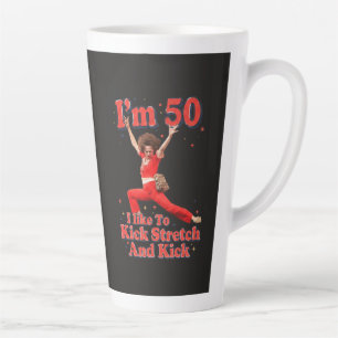 Taza De Café Latte Cita divertida de senderismo: Camino para patear,