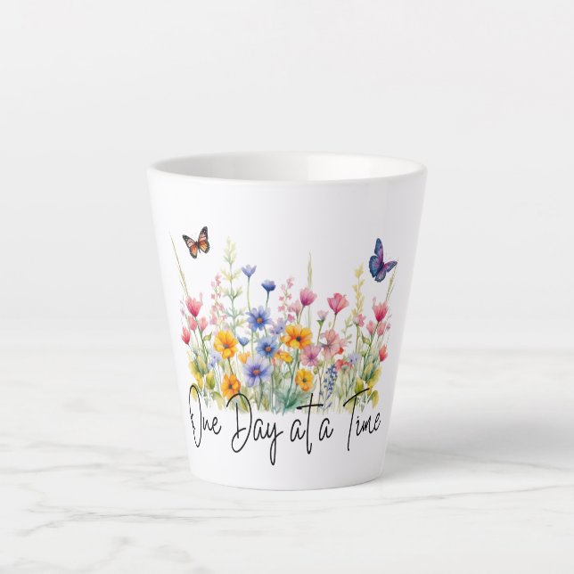 Taza De Café Latte Cita Inspiradora de un día a la vez (Anverso)