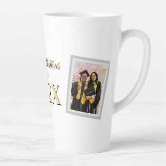Taza De Café Latte Clase de Graduación 202X con Foto Personalizable