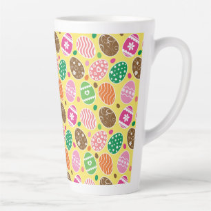 Taza De Café Latte Colorido Patrón de Huevos de Pascua Fondo Amarill