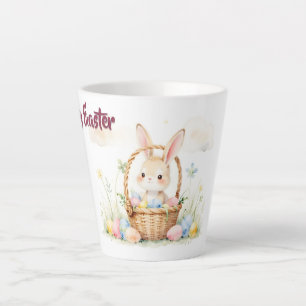 Taza De Café Latte Conejito de Pascua en Cesta con Huevos Coloridos