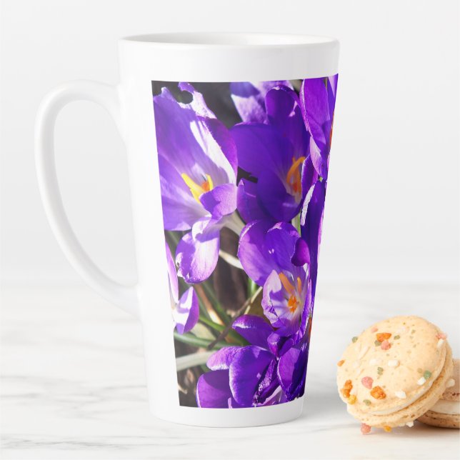 TAZA DE CAFÉ LATTE CROCUS DE PRIMAVERA (In situ)